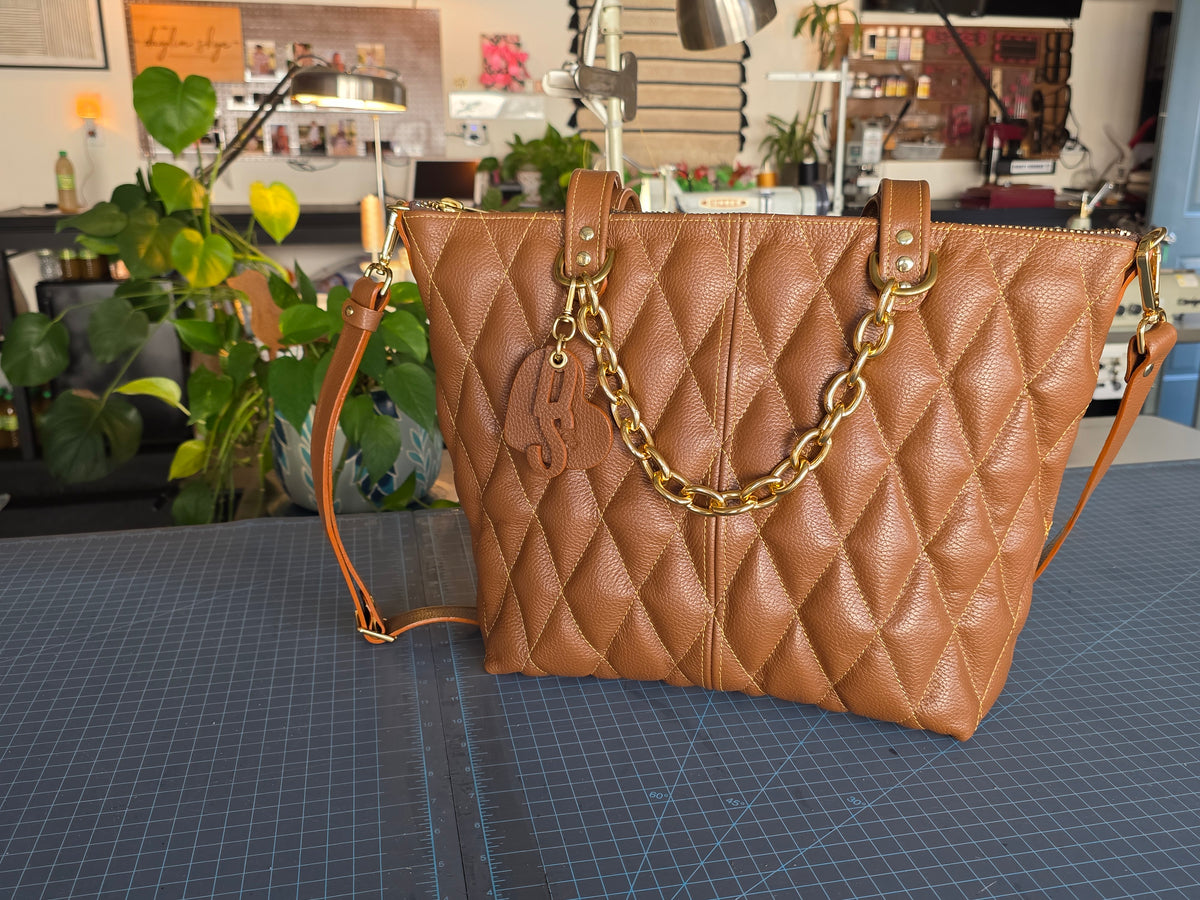 Espera Traveler Tote