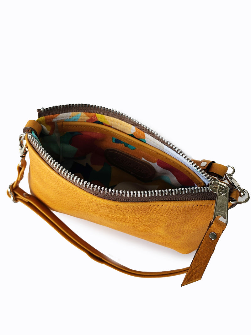 Slim Crossbody Bag - Adventure Leathers