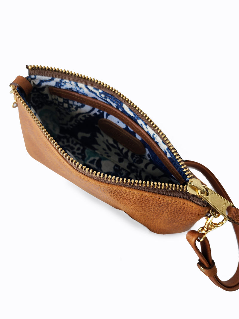 Slim Crossbody Bag - Adventure Leathers