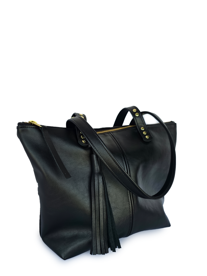Traveler Tote in Black Nassa Leather